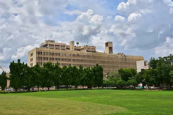 IIT Delhi - Indian Institute of Technology
