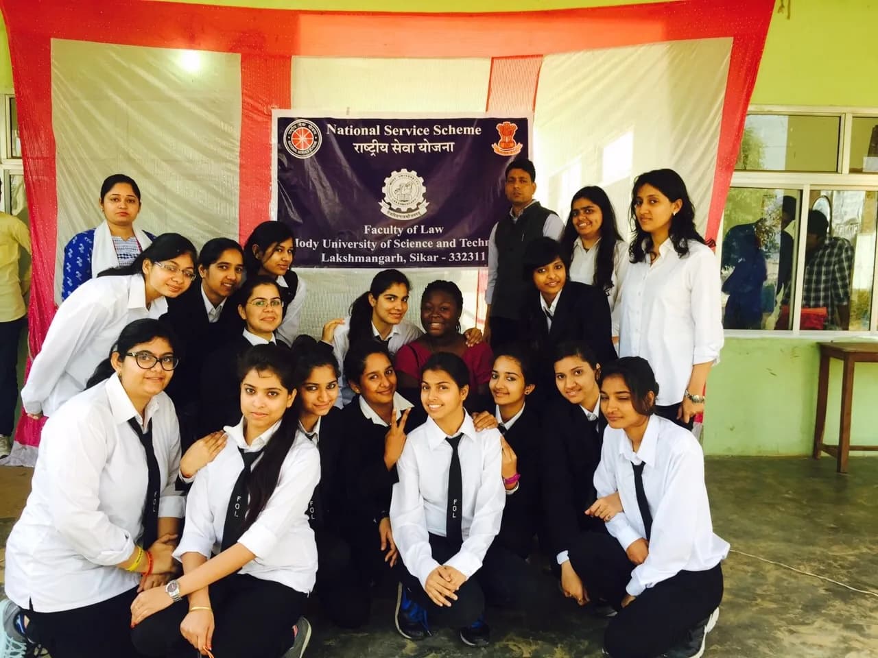 Mody University Online Students