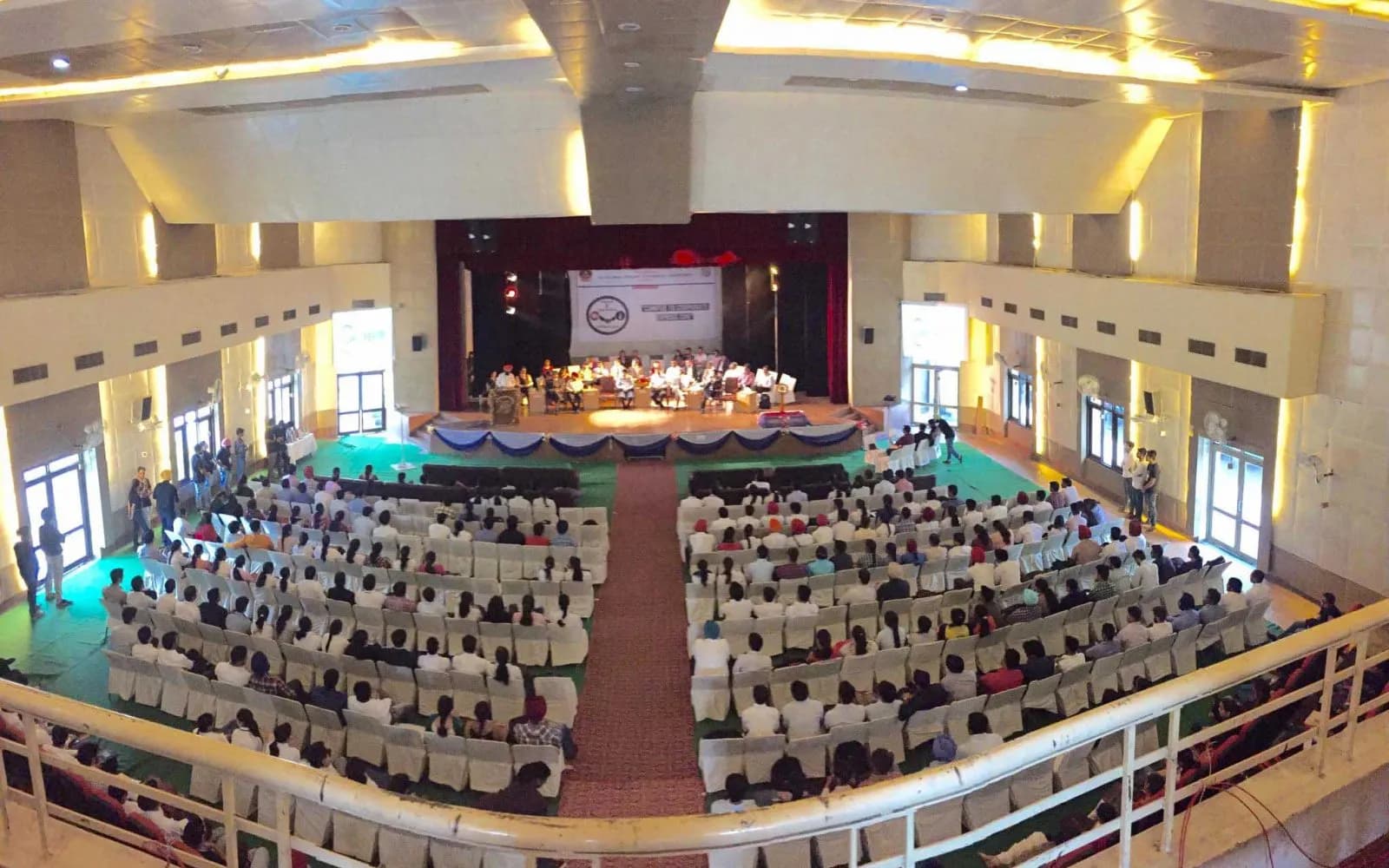 DAVIET Auditorium